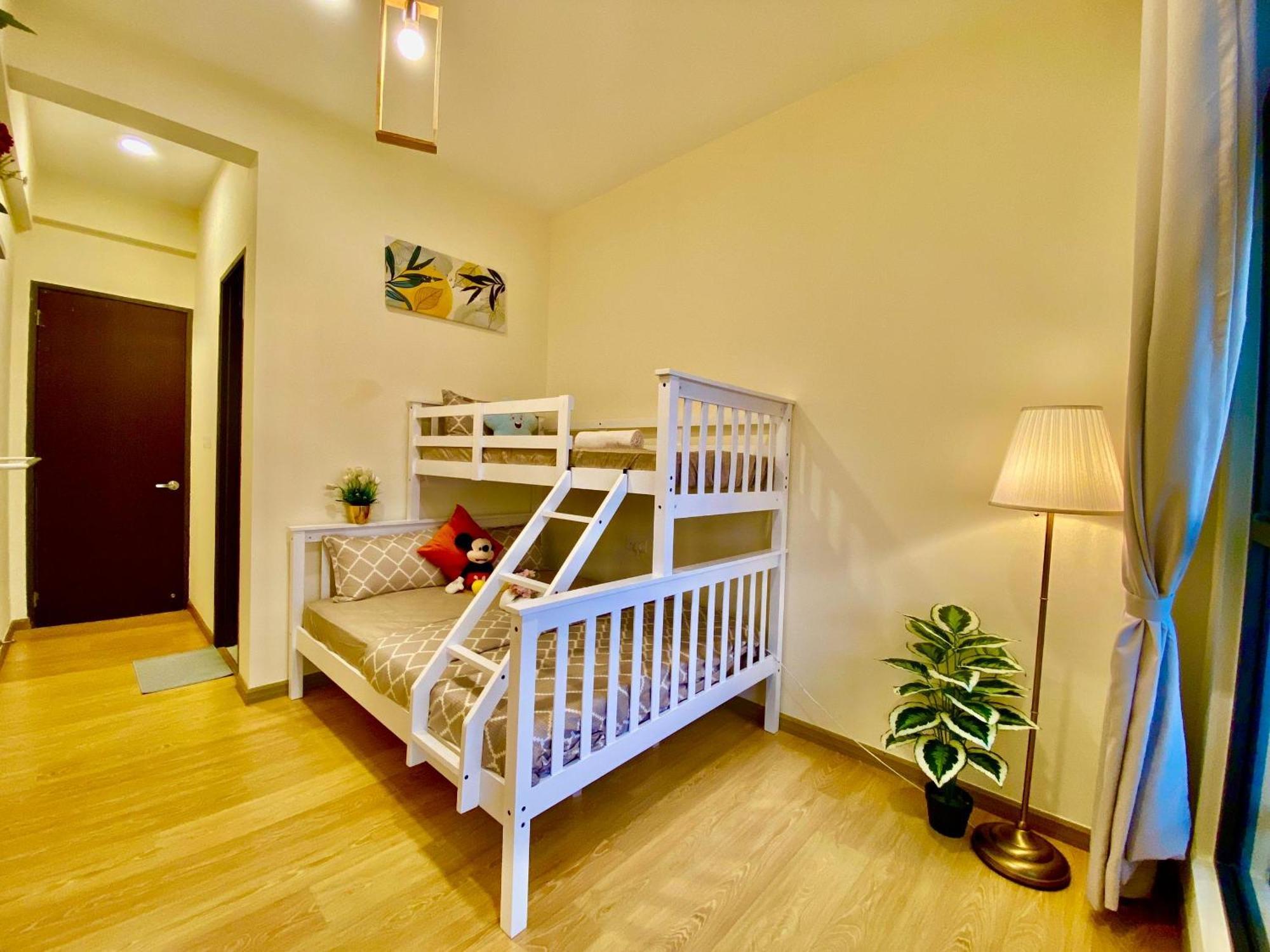 海景套房 3房3厕 可8-12人danga Bay Country Garden Yi Jia名宿 Apartemen Johor Bahru